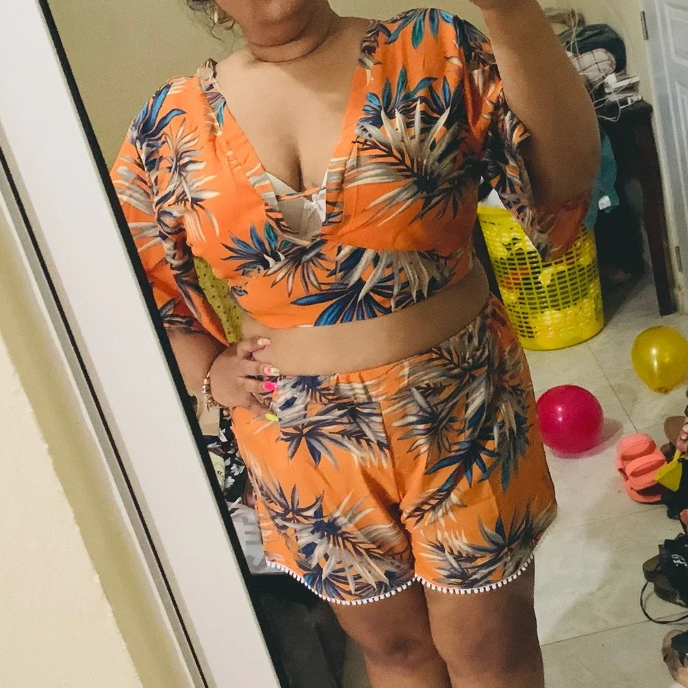 Two piece - Picture 2 of 4